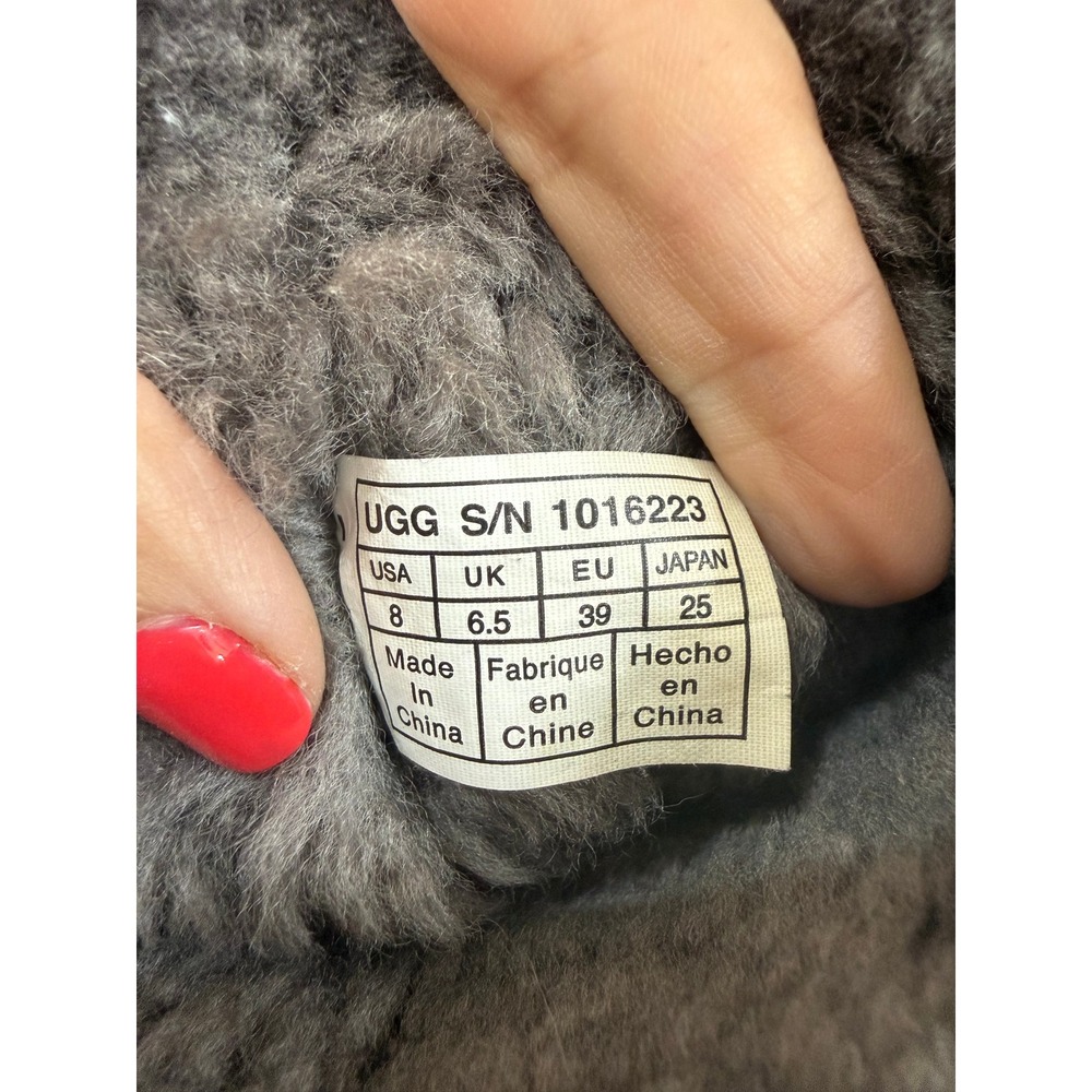 UGG Classic Short II Boots Womens 8 Grey Good Suede Shearling 1016223 - Picture 8 of 9
